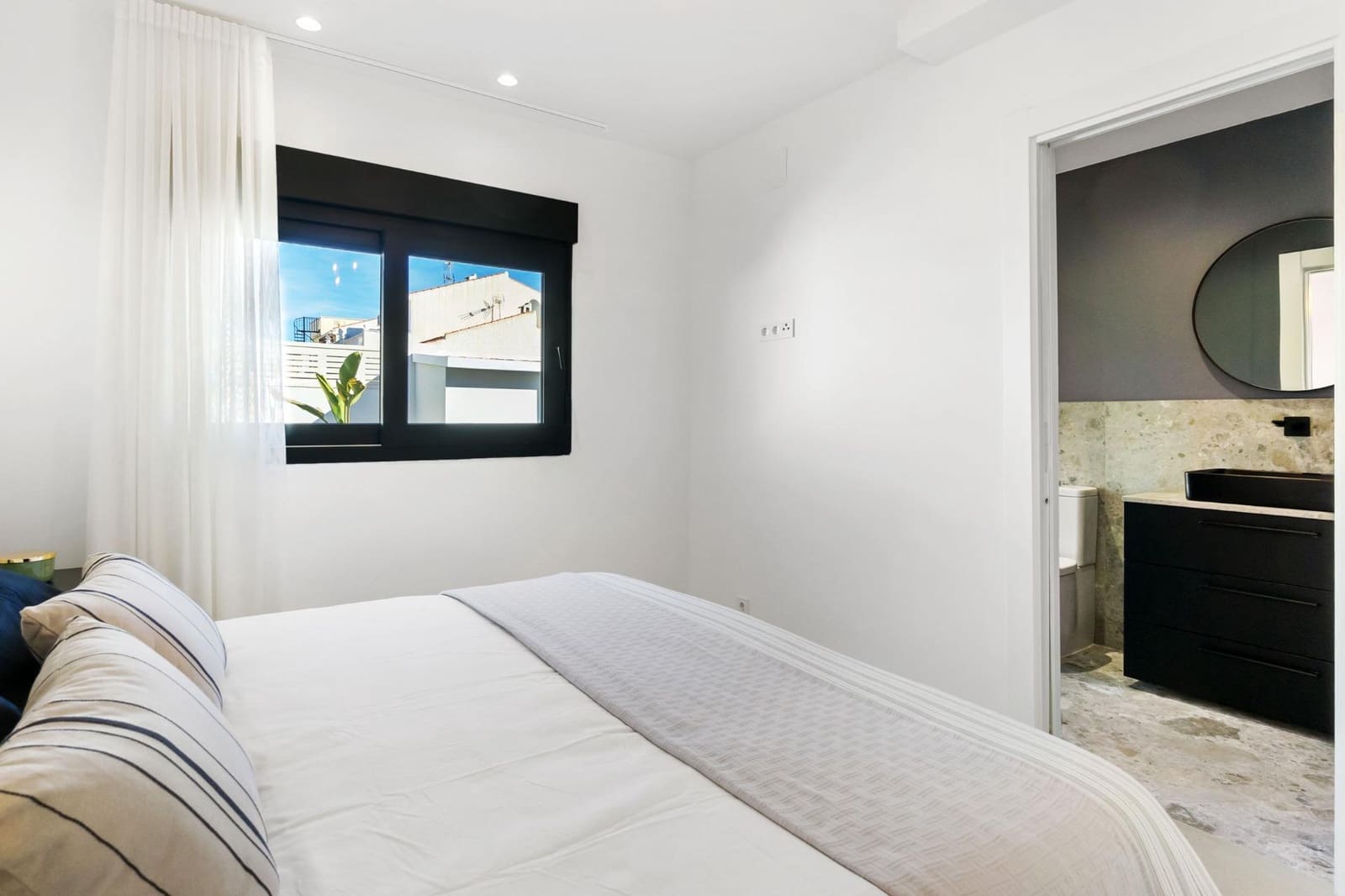 3 soveværelse Villa til salg i El Chaparral med swimmingpool - € 459.000 (Ref: 9975390)