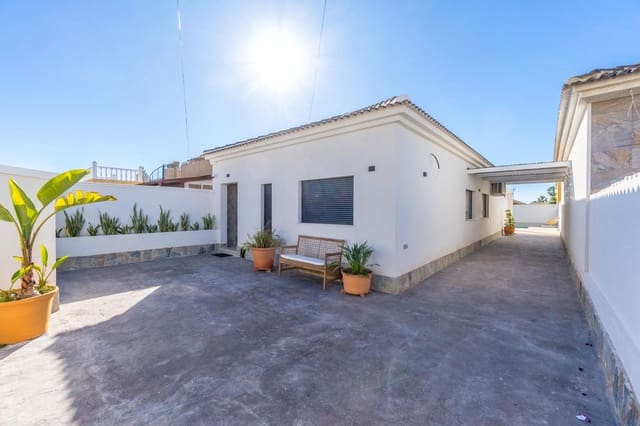 3 soveværelse Villa til salg i El Chaparral, Torrevieja med swimmingpool - € 459.000 (Ref: 9975390)