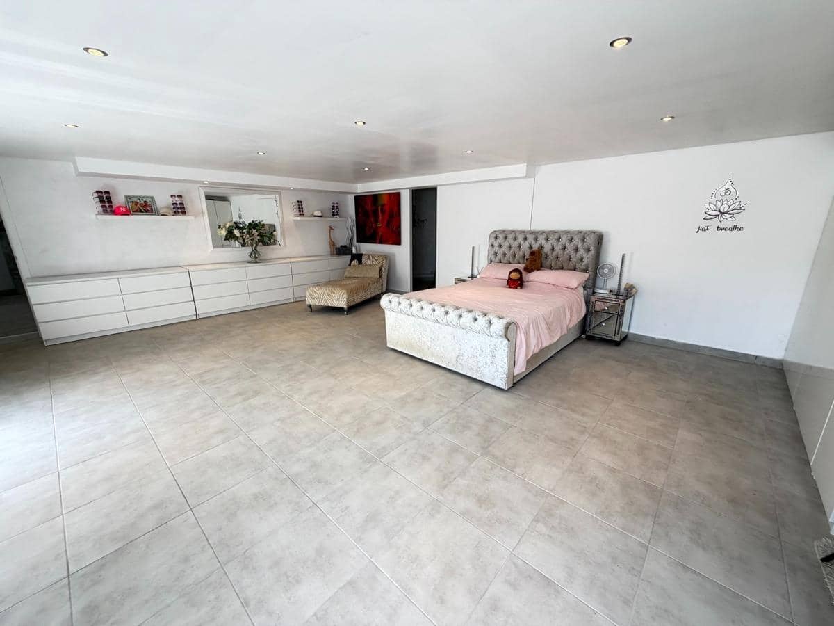 3 soverom Villa til salgs i San Miguel de Salinas med svømmebasseng - € 350 000 (Ref: 9975391)