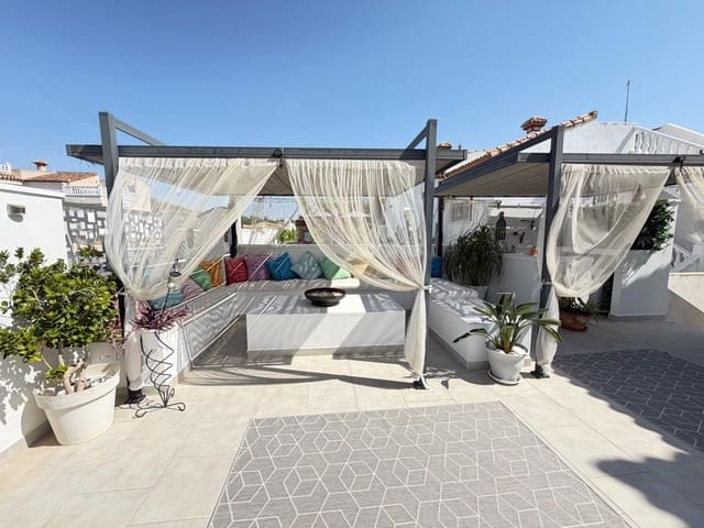 3 soverom Villa til salgs i San Miguel de Salinas med svømmebasseng - € 350 000 (Ref: 9975391)