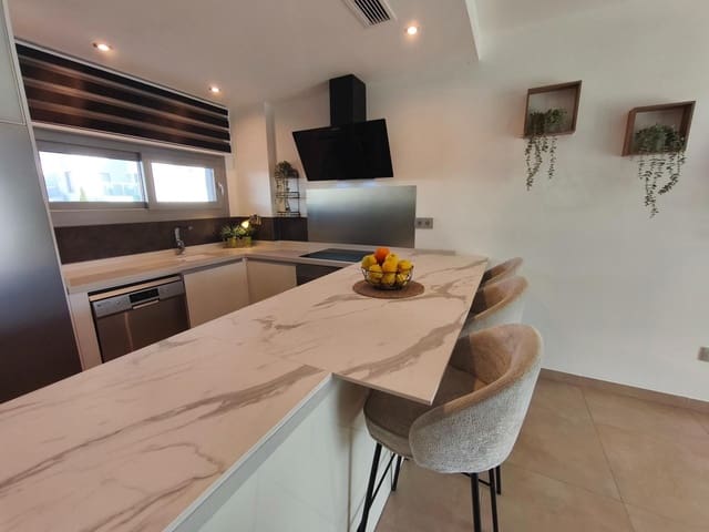 2 soveværelse Lejlighed til salg i Vistabella, Orihuela med swimmingpool - € 265.000 (Ref: 9975395)