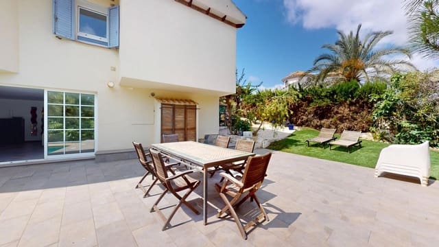 5 sypialnia Willa na sprzedaż w La Zenia, Orihuela z basenem - 795 000 € (Ref: 9977290)