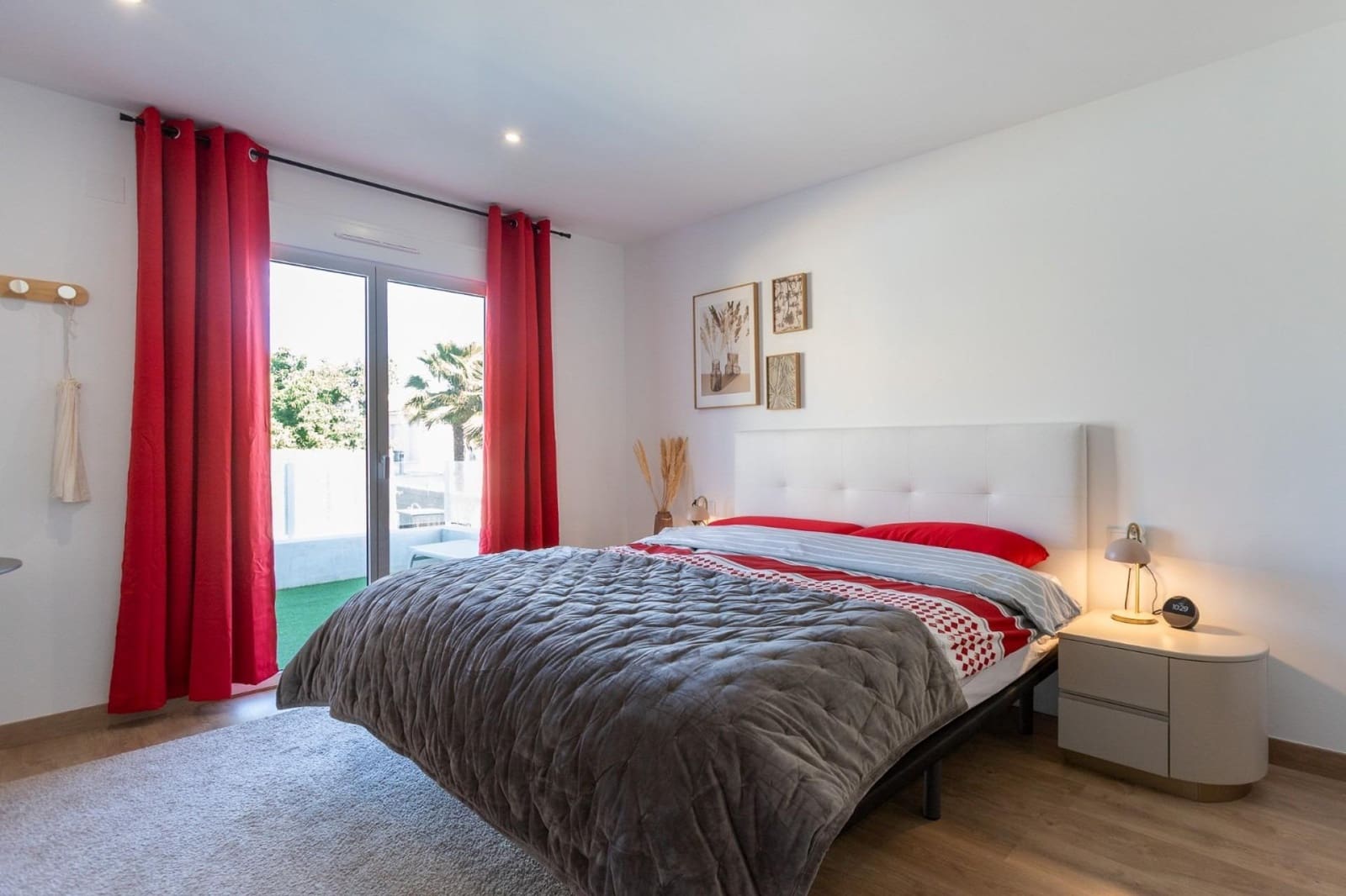 4 soverom Villa til salgs i Los Balcones med svømmebasseng garasje - € 620 000 (Ref: 9977291)