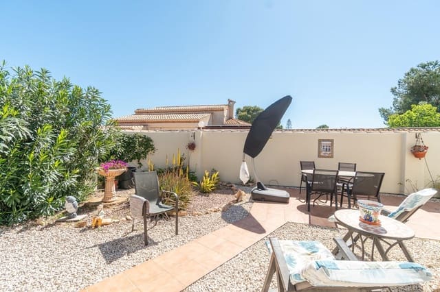 3 slaapkamer Villa te koop in La Zenia, Orihuela met zwembad - € 599.000 (Ref: 9977293)