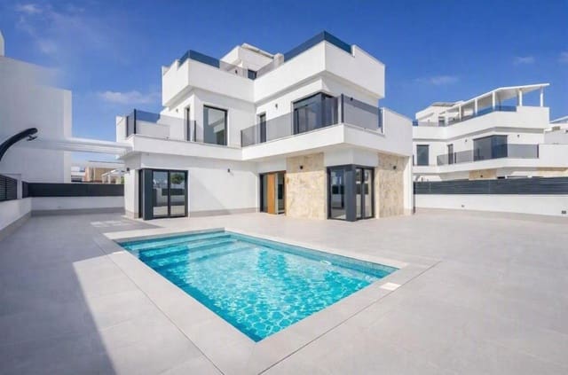5 bedroom Villa for sale in Torre-Pacheco with pool - € 675,000 (Ref: 9977294)