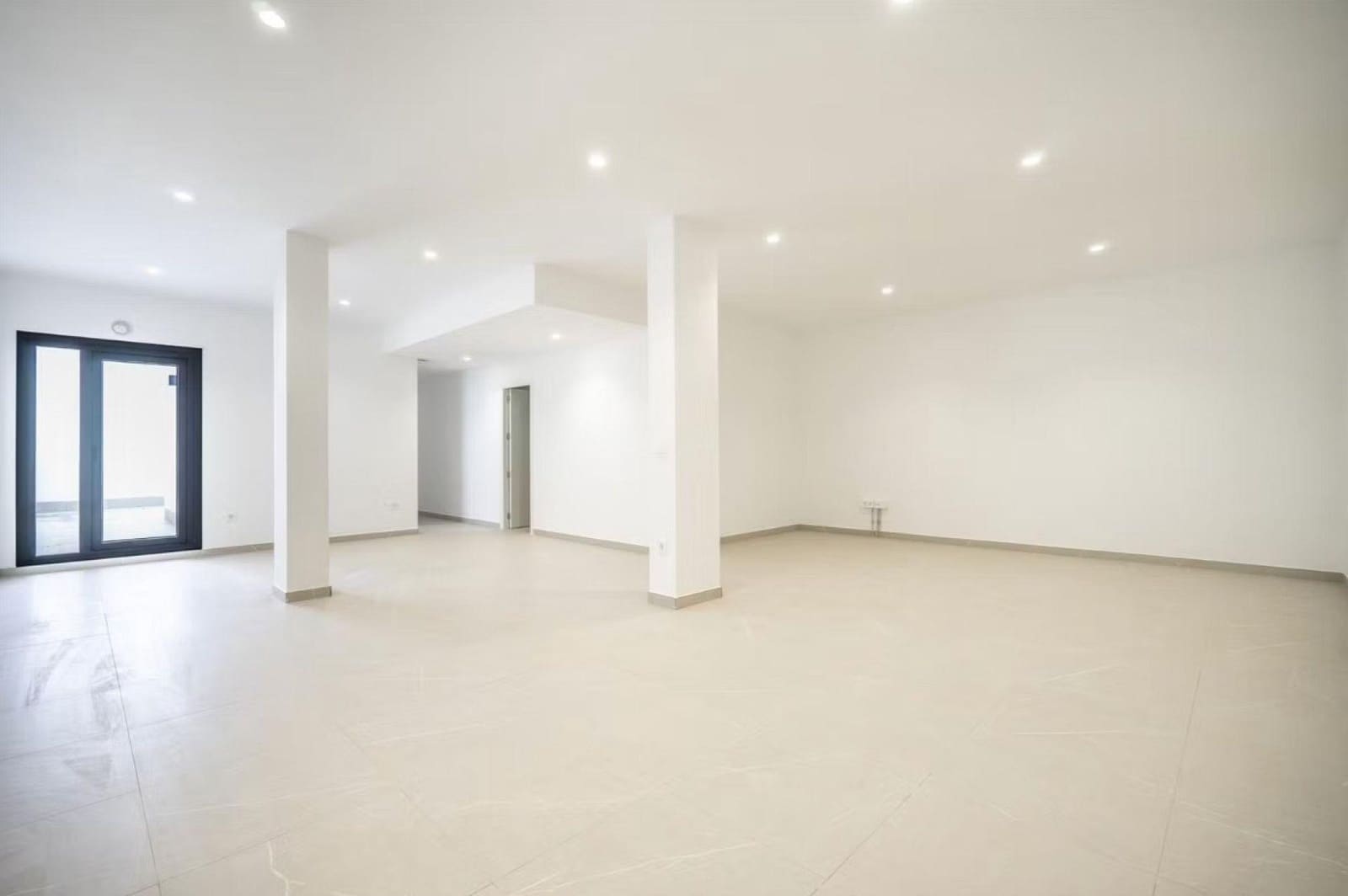 5 bedroom Villa for sale in Torre-Pacheco with pool - € 675,000 (Ref: 9977294)