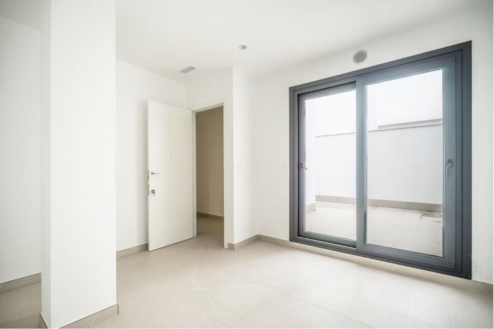 5 bedroom Villa for sale in Torre-Pacheco with pool - € 675,000 (Ref: 9977294)