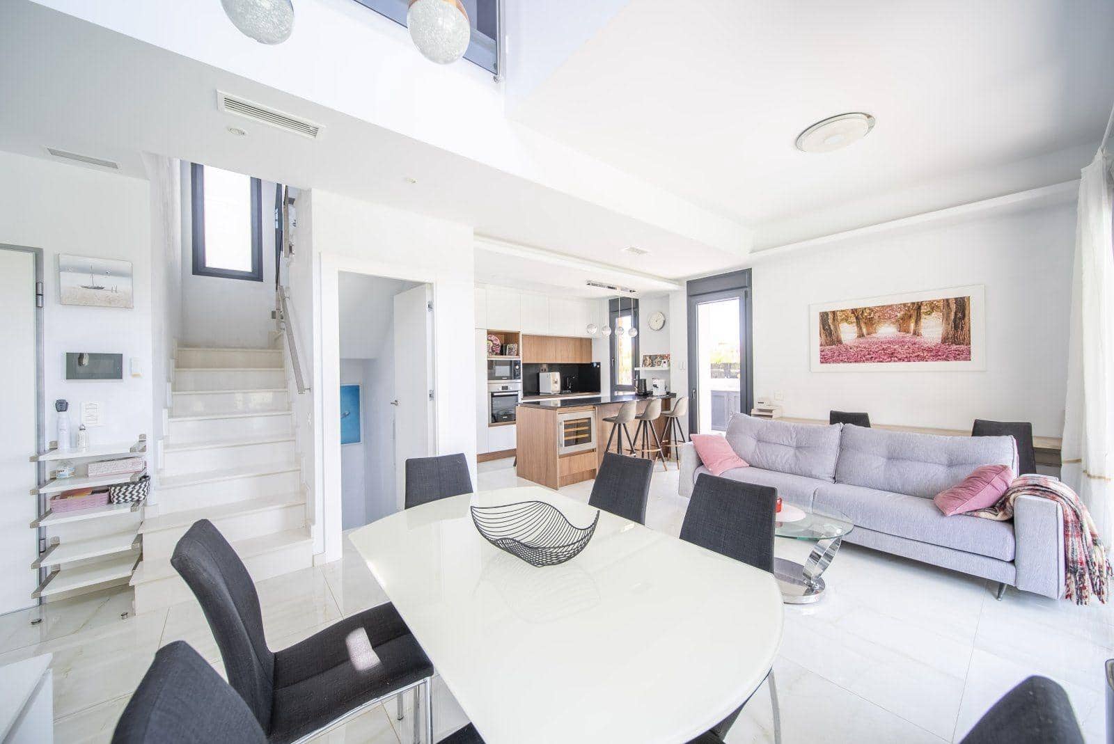 4 soveværelse Villa til salg i Orihuela Costa med swimmingpool - € 759.000 (Ref: 9978810)