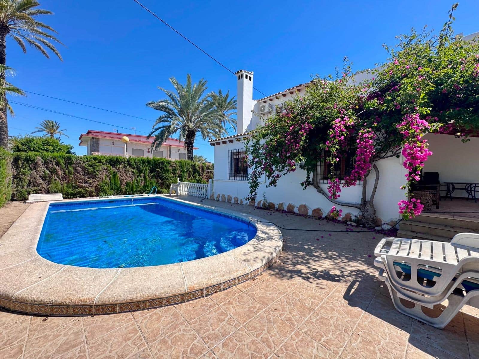 4 soveværelse Villa til salg i Cabo Roig med swimmingpool - € 699.000 (Ref: 9978811)