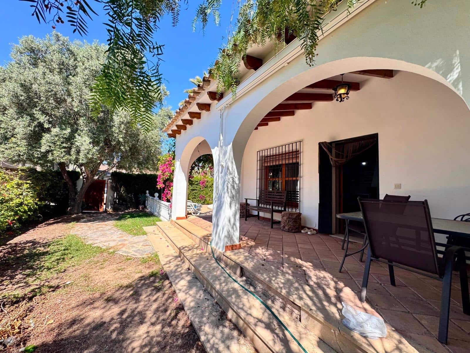 4 soveværelse Villa til salg i Cabo Roig med swimmingpool - € 699.000 (Ref: 9978811)