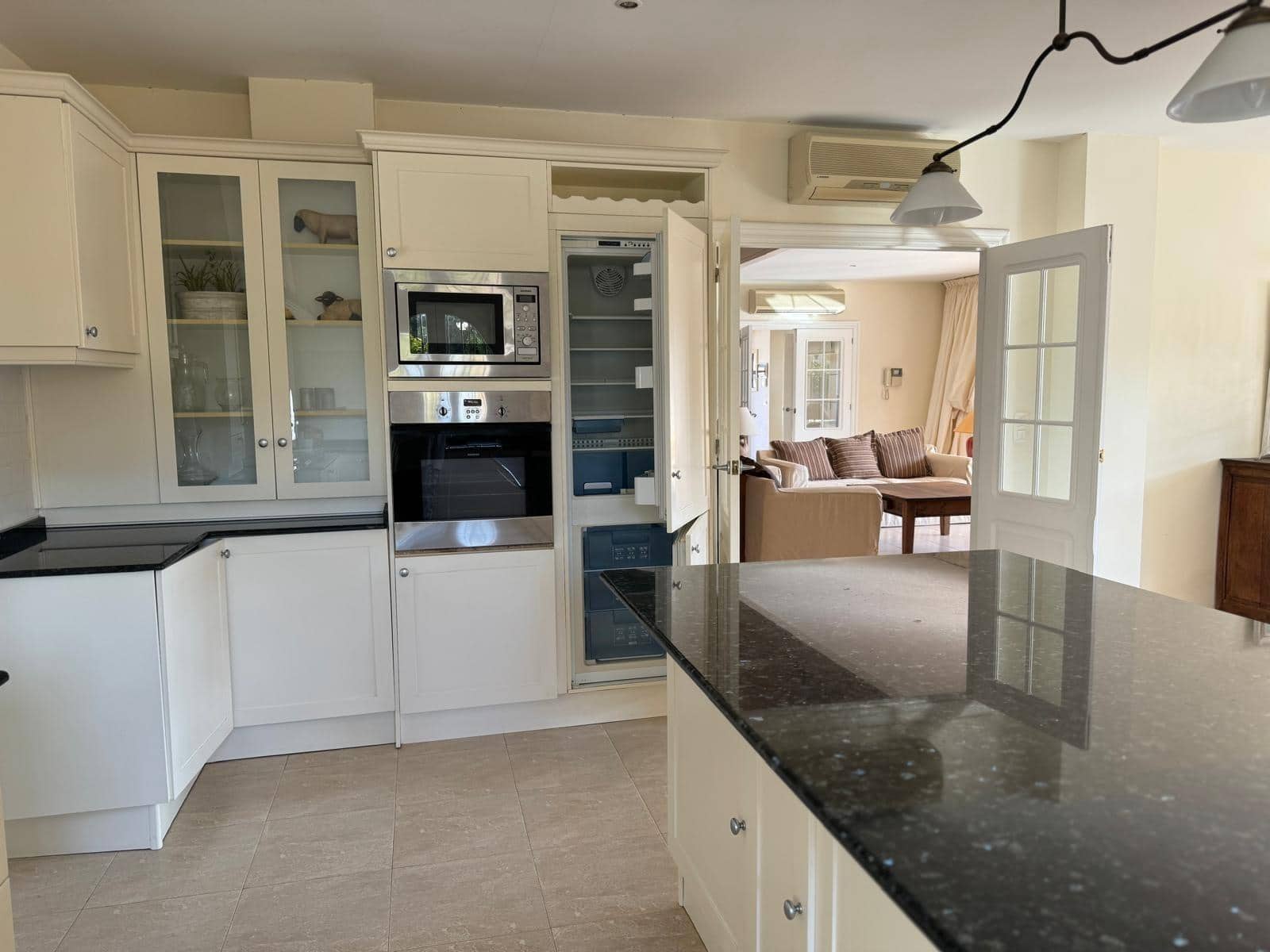 4 soverom Villa til salgs i Playa Flamenca med svømmebasseng garasje - € 860 000 (Ref: 9978812)