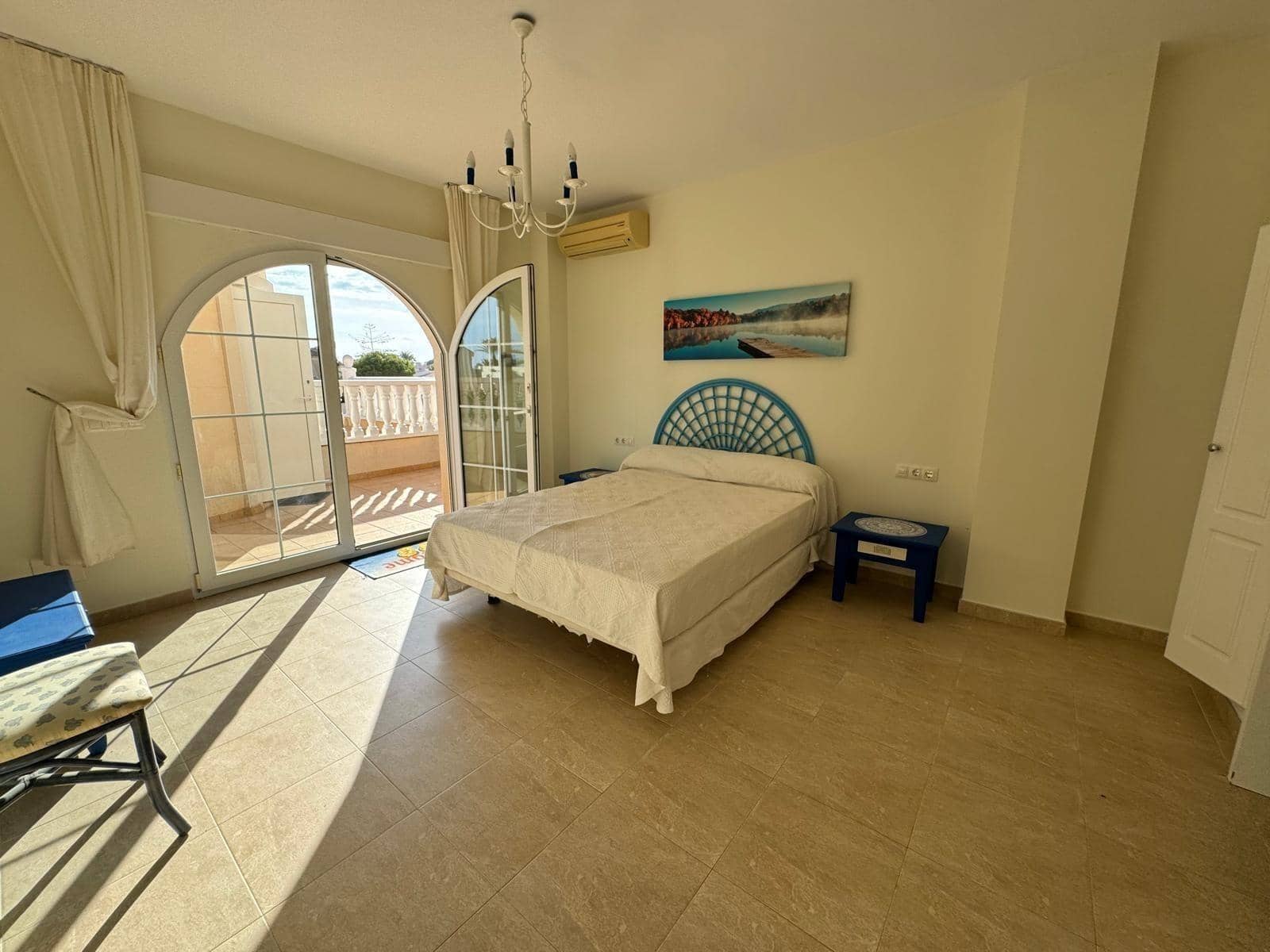4 soverom Villa til salgs i Playa Flamenca med svømmebasseng garasje - € 860 000 (Ref: 9978812)