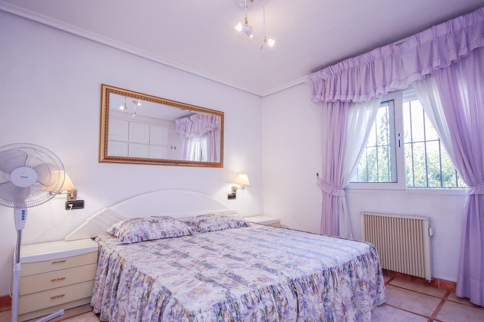 3 soveværelse Villa til salg i La Zenia med swimmingpool - € 650.000 (Ref: 9978813)
