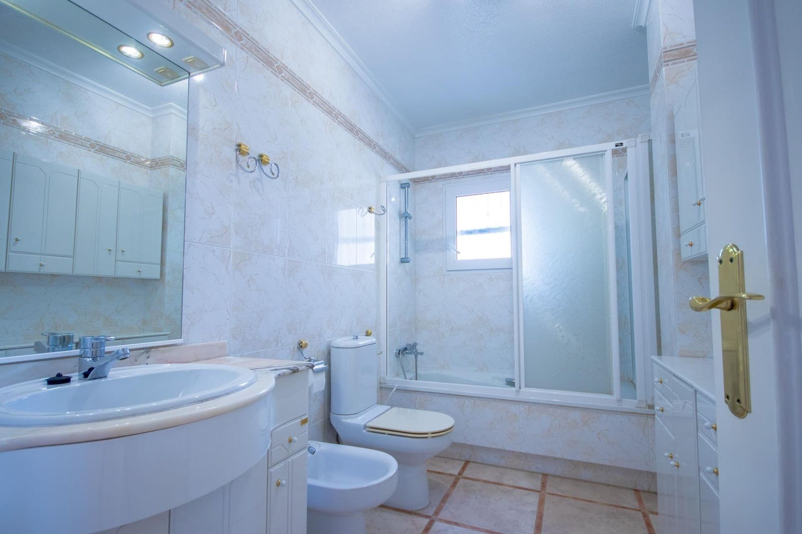 3 soveværelse Villa til salg i La Zenia med swimmingpool - € 650.000 (Ref: 9978813)