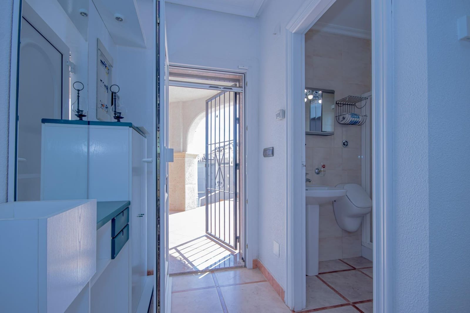 3 soveværelse Villa til salg i La Zenia med swimmingpool - € 650.000 (Ref: 9978813)