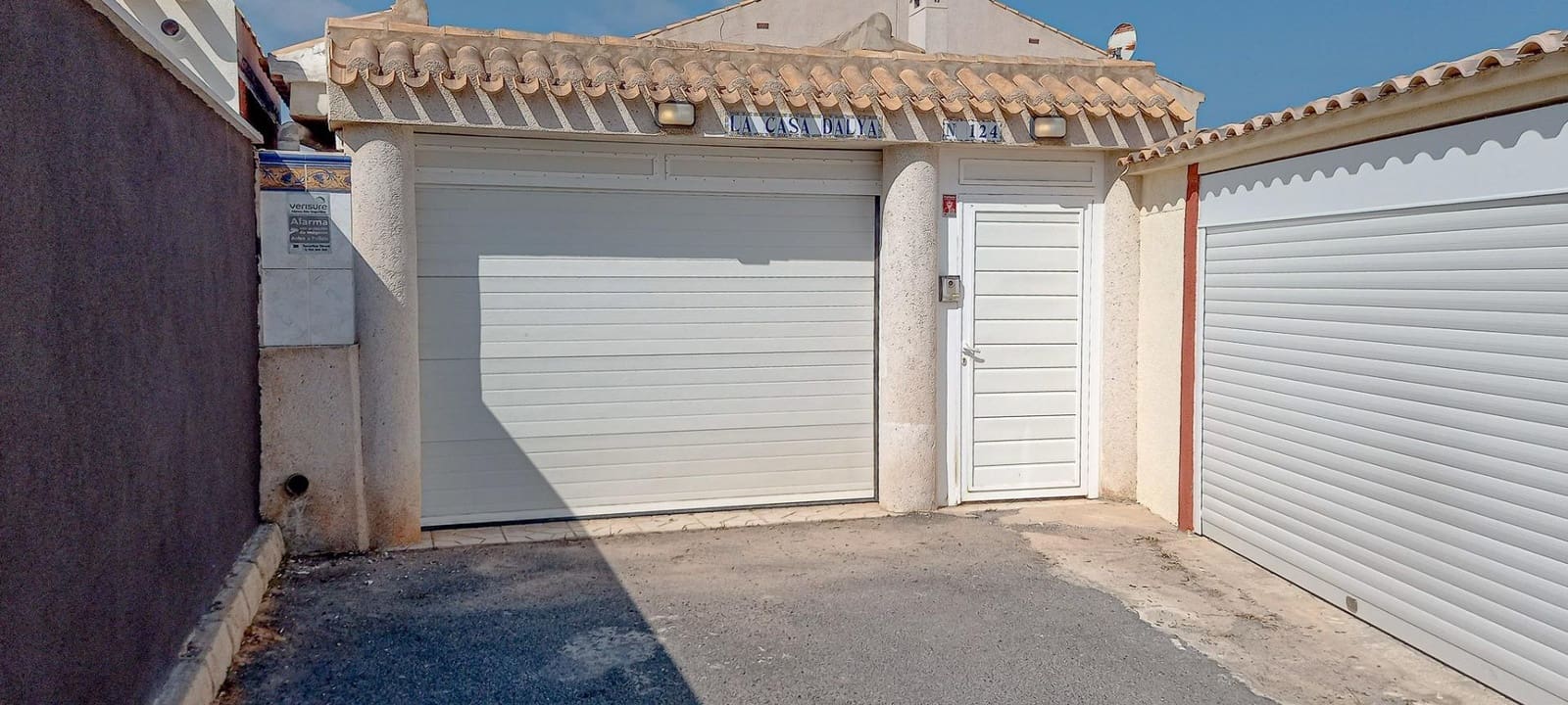 3 soveværelse Villa til salg i La Zenia med swimmingpool - € 650.000 (Ref: 9978813)