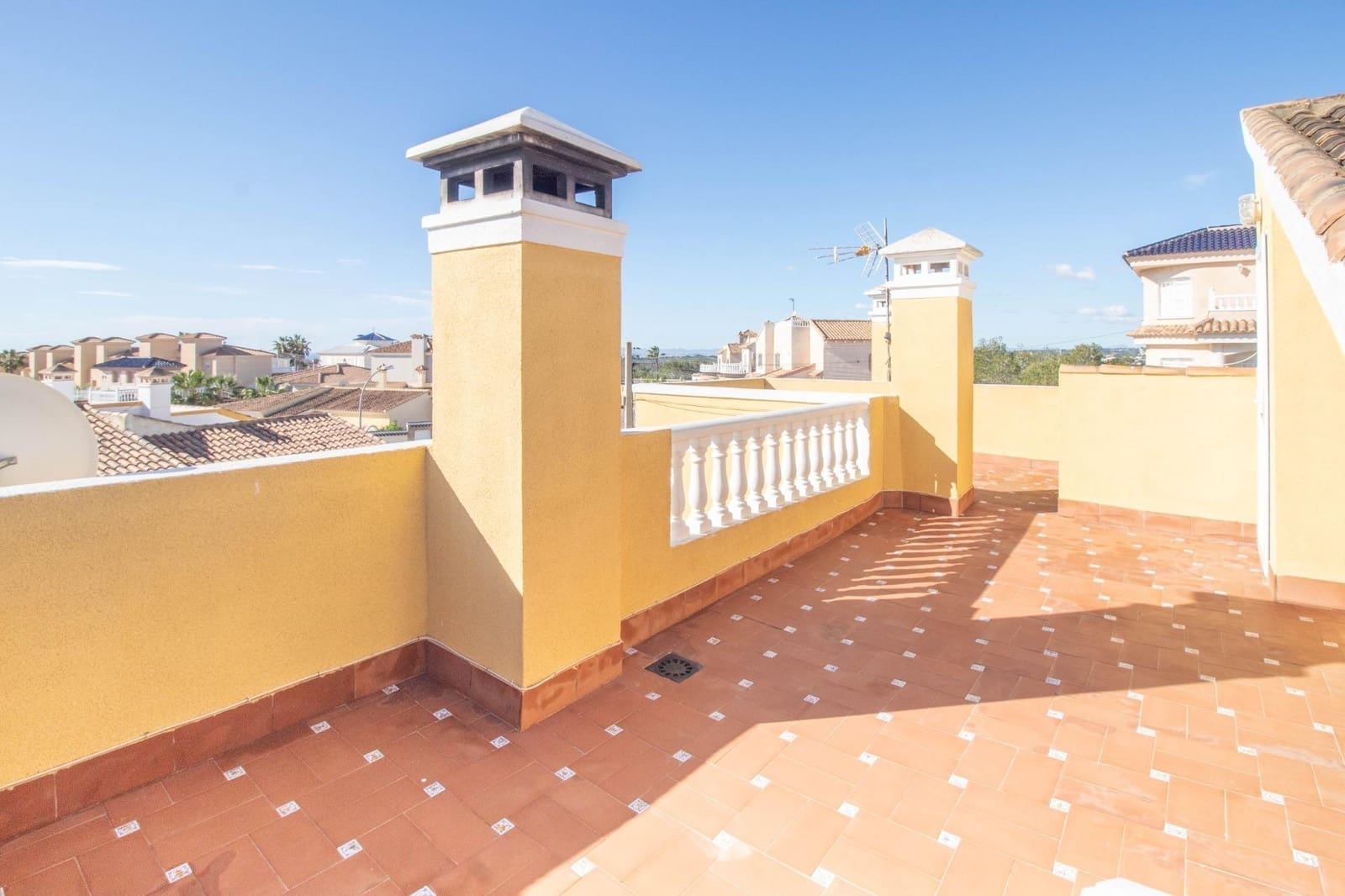 3 soverom Villa til salgs i Filipinas med svømmebasseng - € 399 900 (Ref: 9982954)