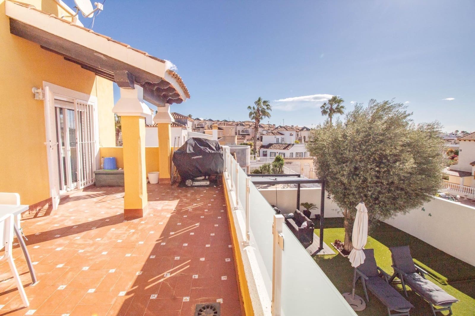 3 soverom Villa til salgs i Filipinas med svømmebasseng - € 399 900 (Ref: 9982954)