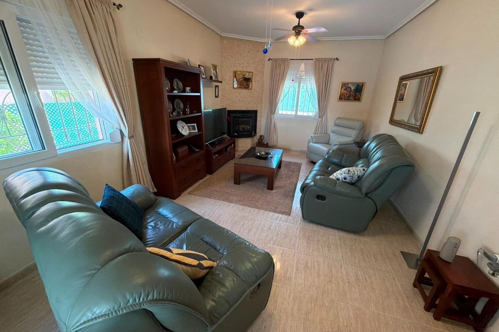 3 soveværelse Villa til salg i Los Montesinos med swimmingpool - € 315.000 (Ref: 9999613)