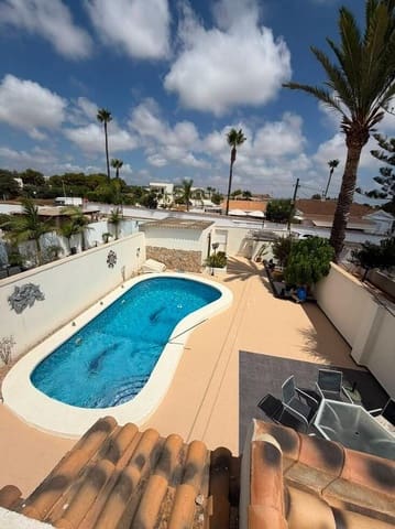 2 soveværelse Villa til salg i Lomas de Cabo Roig - Los Dolses, Orihuela med swimmingpool garage - € 315.000 (Ref: 9999614)