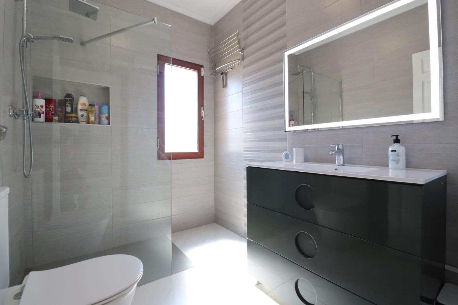 3 soverom Villa til salgs i Formentera del Segura med svømmebasseng - € 425 000 (Ref: 9999615)