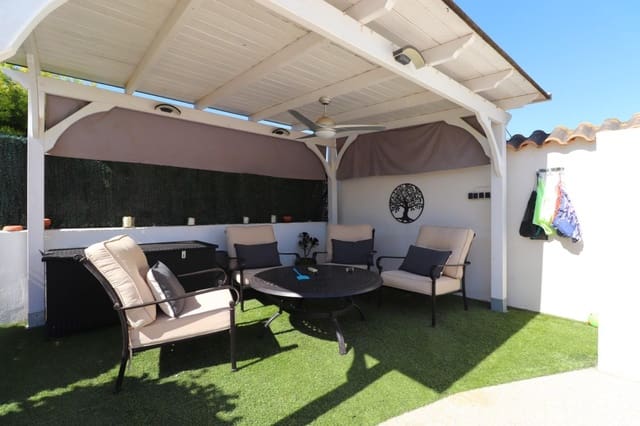 3 soverom Villa til salgs i Formentera del Segura med svømmebasseng - € 425 000 (Ref: 9999615)