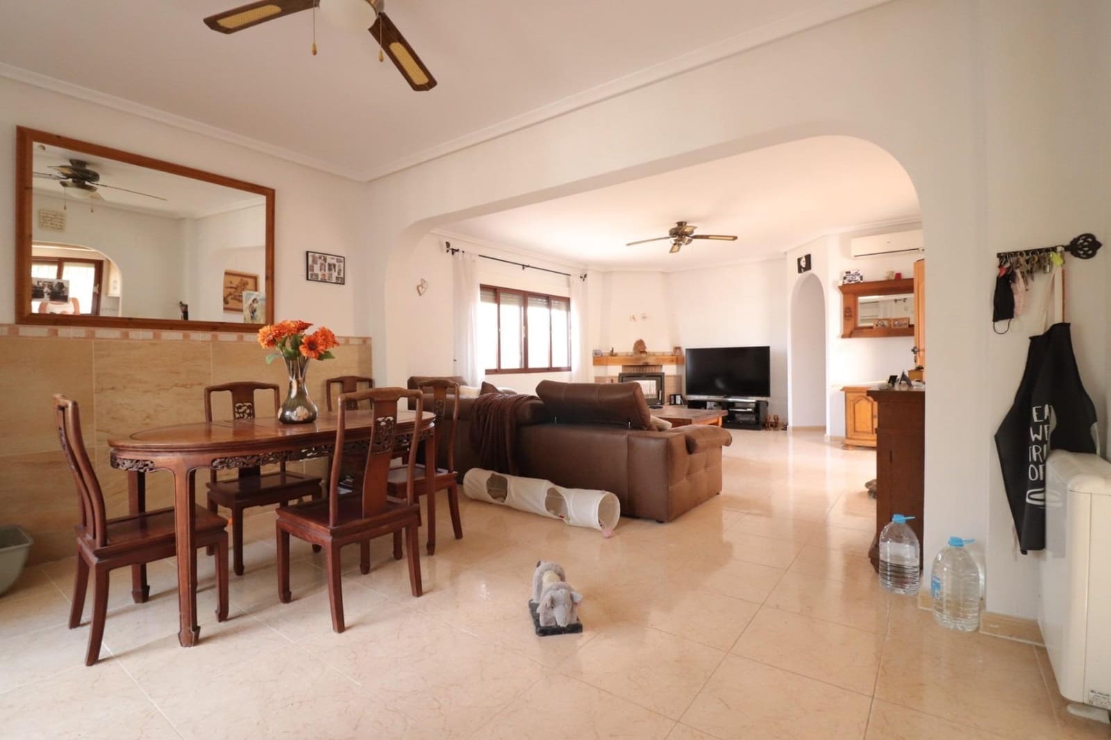 3 bedroom Villa for sale in Formentera del Segura with pool - € 365,000 (Ref: 9999616)