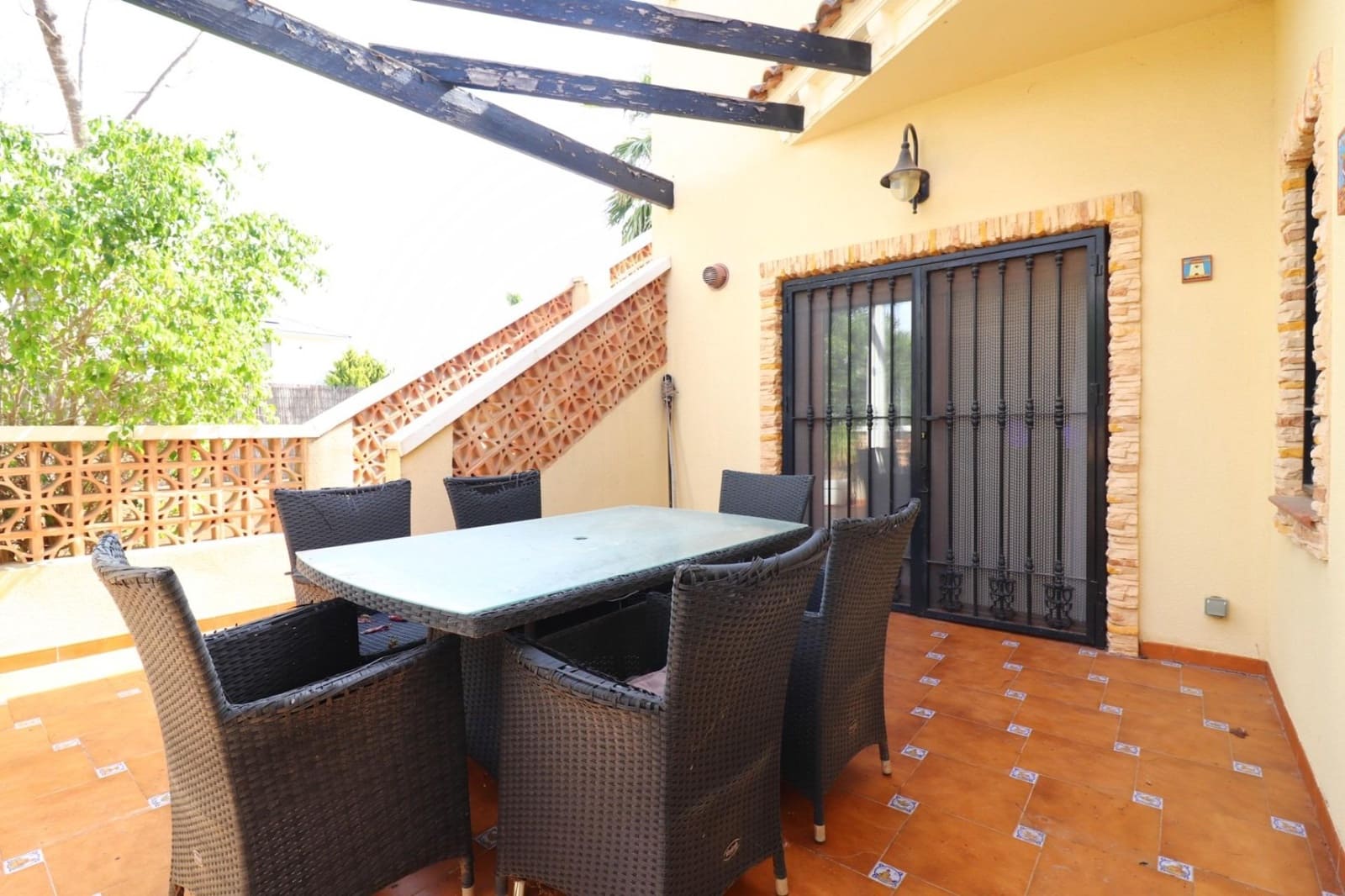 3 bedroom Villa for sale in Formentera del Segura with pool - € 365,000 (Ref: 9999616)