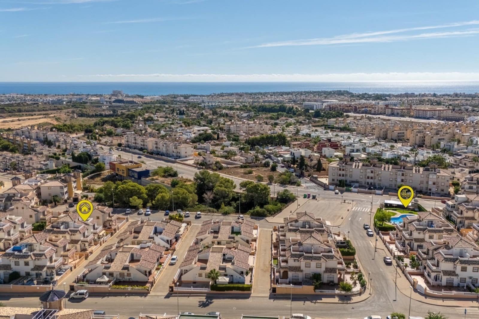 2 soverom Leilighet til salgs i Orihuela Costa med svømmebasseng - € 239 000 (Ref: 9999617)
