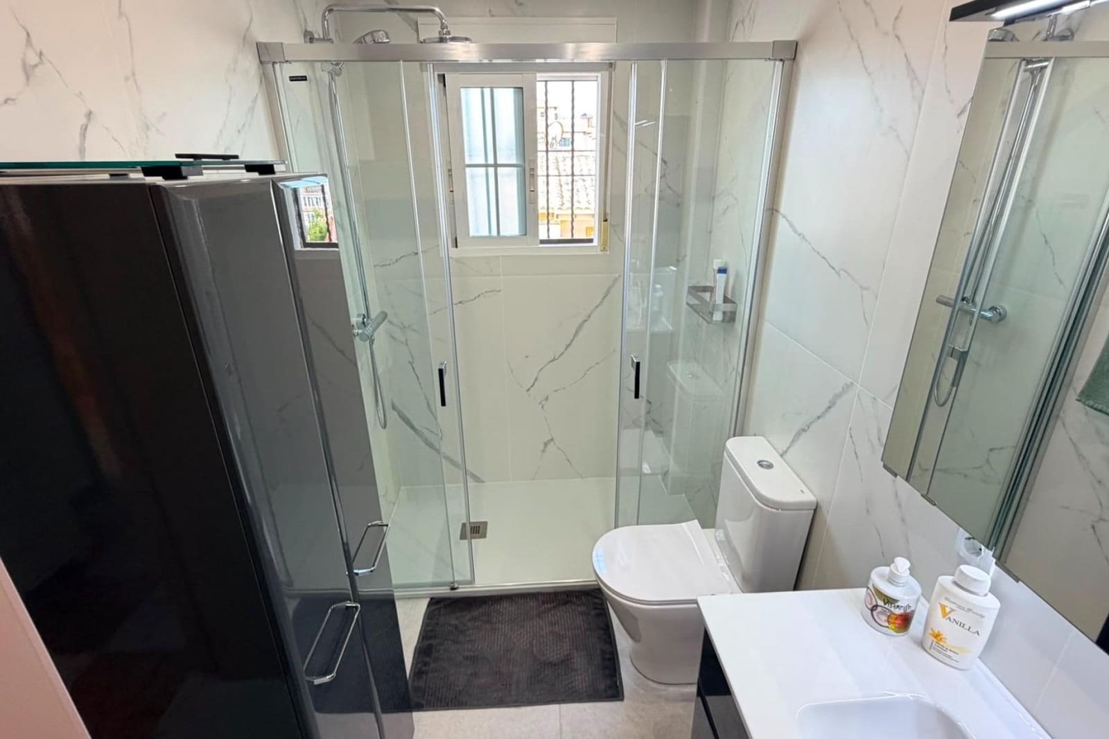 2 soverom Leilighet til salgs i Orihuela Costa med svømmebasseng - € 239 000 (Ref: 9999617)
