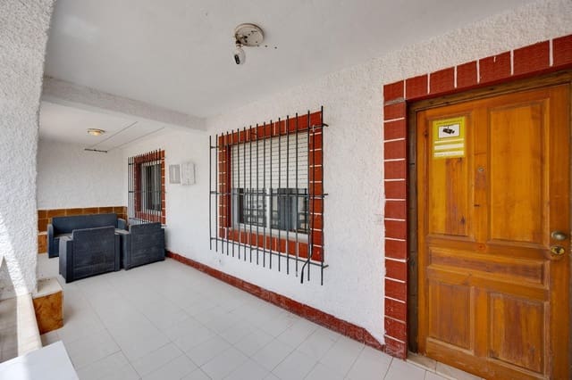 3 soverom Villa til salgs i Orihuela Costa, Orihuela med garasje - € 199 990 (Ref: 9999618)