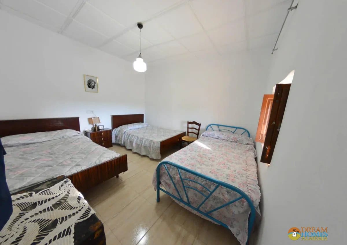 5 bedroom Townhouse for sale in Zurgena - € 125,000 (Ref: 10014284)