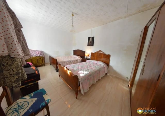 5 bedroom Townhouse for sale in Zurgena - € 125,000 (Ref: 10014284)