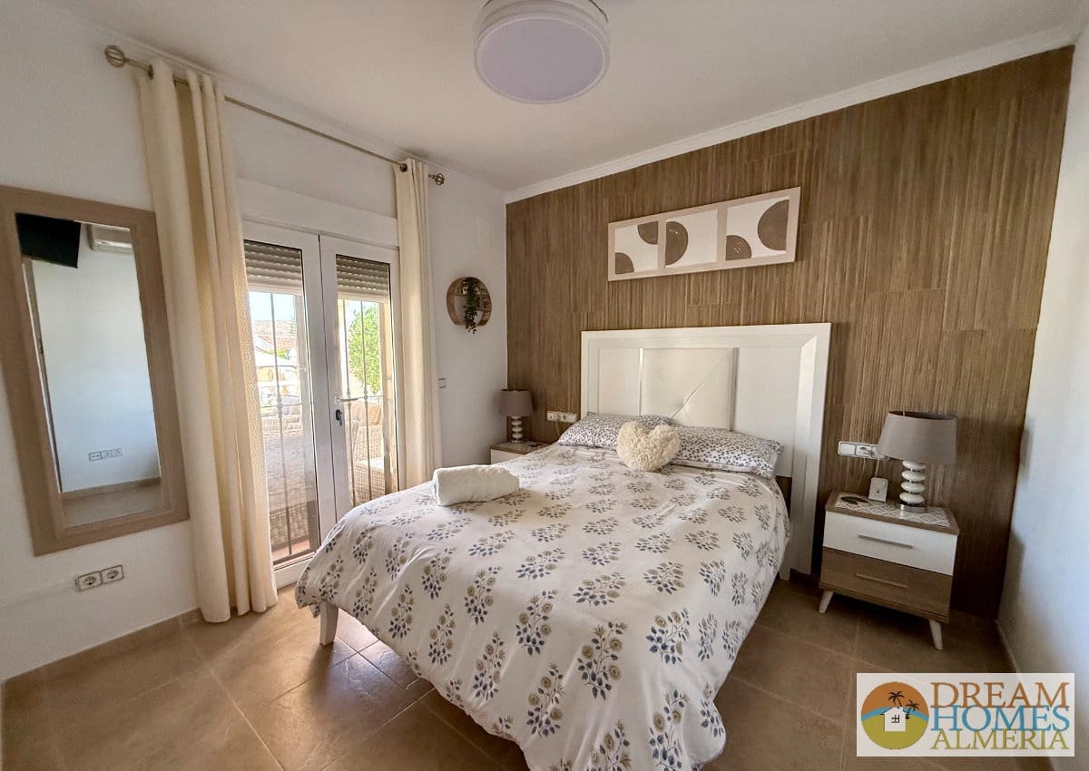 3 bedroom Villa for sale in Arboleas with pool - € 375,000 (Ref: 10016690)