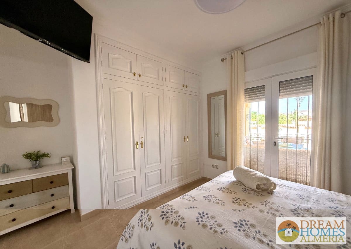 3 bedroom Villa for sale in Arboleas with pool - € 375,000 (Ref: 10016690)