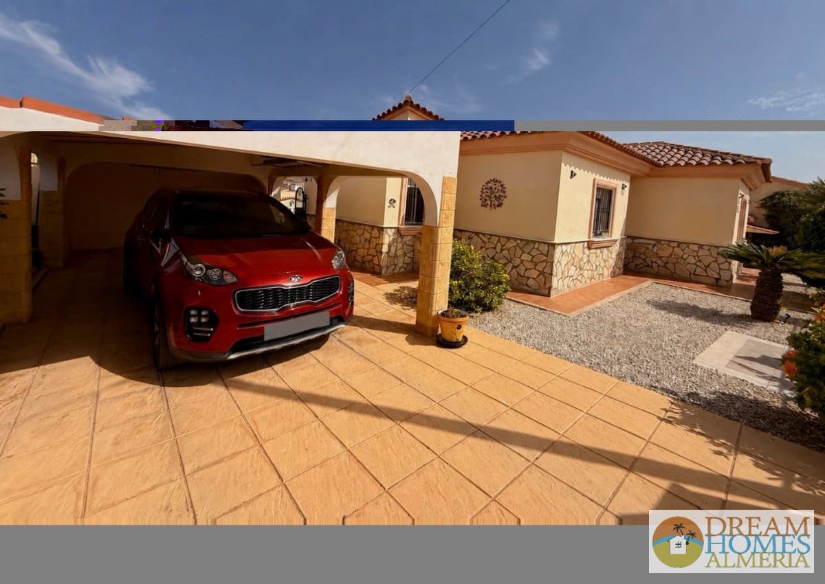 3 bedroom Villa for sale in Arboleas with pool - € 375,000 (Ref: 10016690)