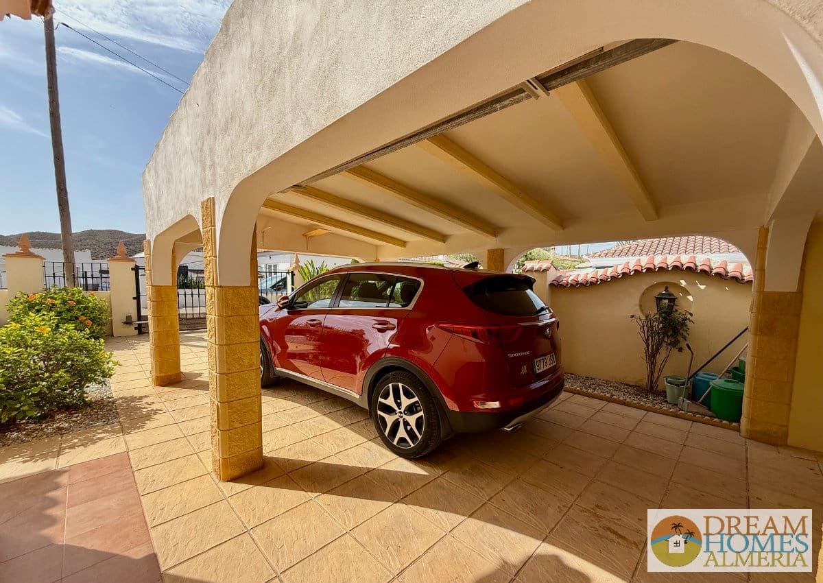3 bedroom Villa for sale in Arboleas with pool - € 375,000 (Ref: 10016690)