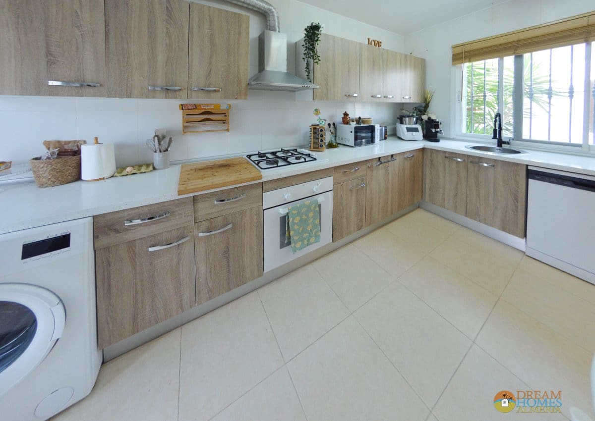 3 quarto Apartamento para venda em La Alfoquia com piscina - 190 000 € (Ref: 10019718)