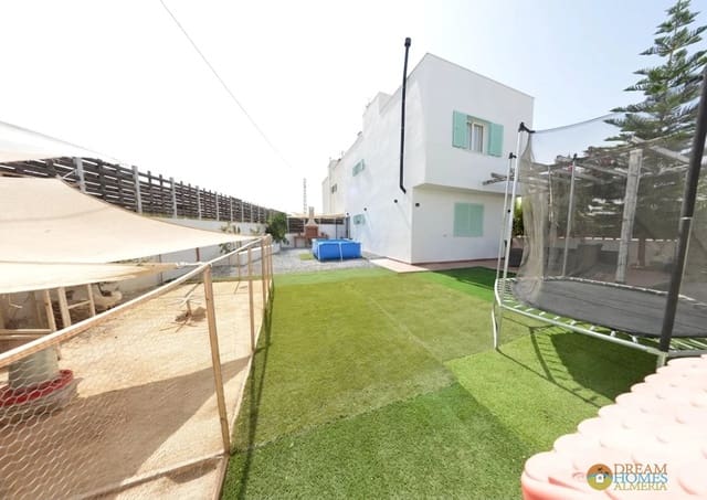 3 quarto Apartamento para venda em La Alfoquia, Zurgena com piscina - 190 000 € (Ref: 10019718)