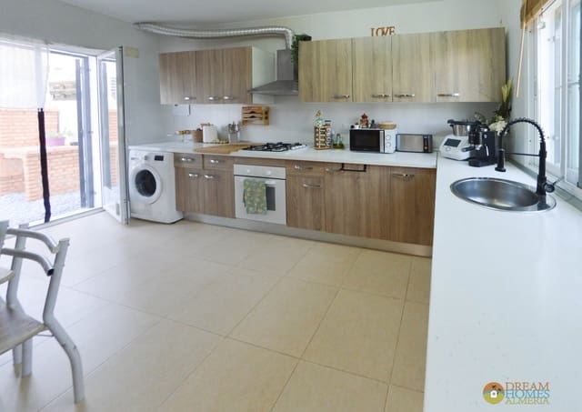 3 quarto Apartamento para venda em La Alfoquia, Zurgena com piscina - 190 000 € (Ref: 10019718)