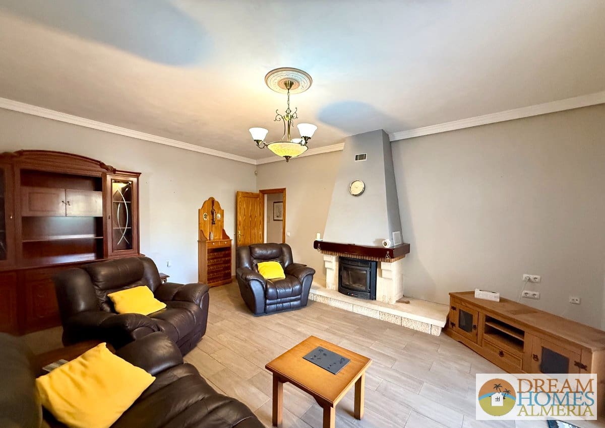 3 quarto Moradia para venda em Arboleas com piscina - 255 000 € (Ref: 10023316)