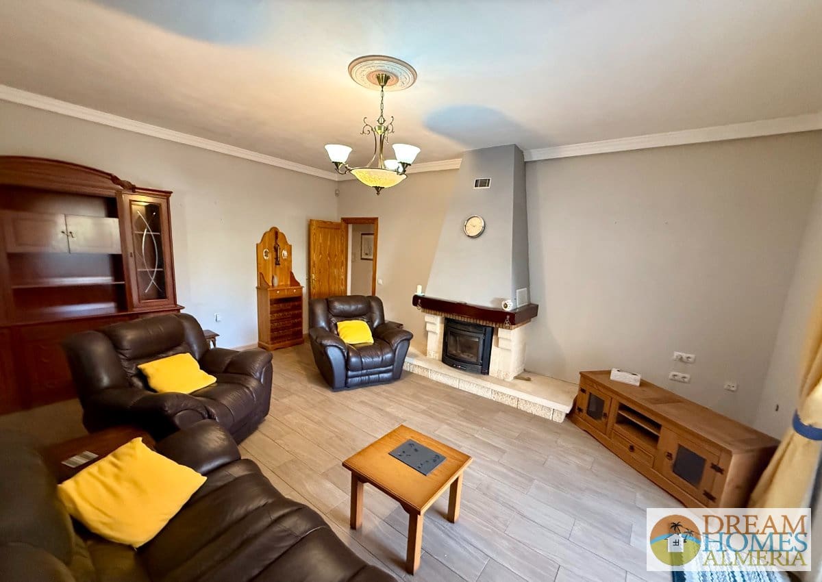 3 quarto Moradia para venda em Arboleas com piscina - 255 000 € (Ref: 10023316)