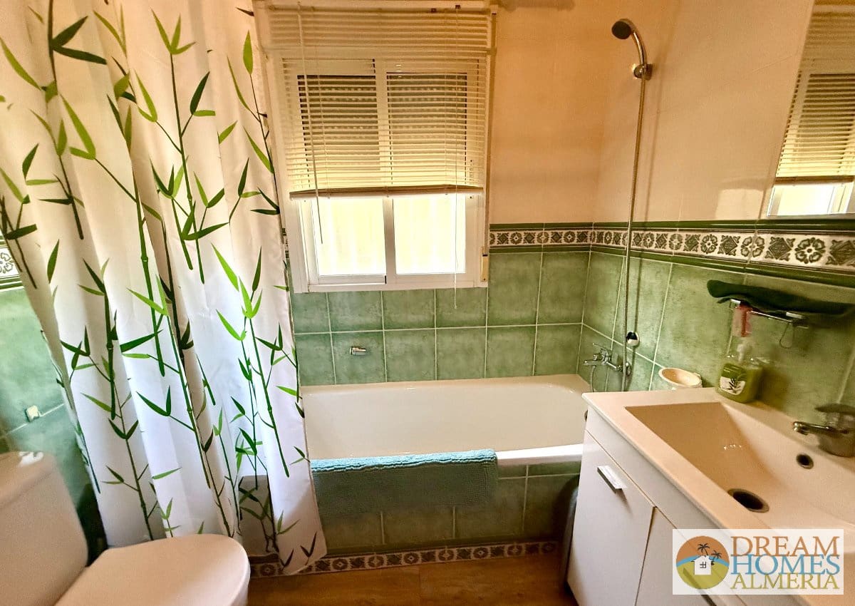 3 quarto Moradia para venda em Arboleas com piscina - 255 000 € (Ref: 10023316)