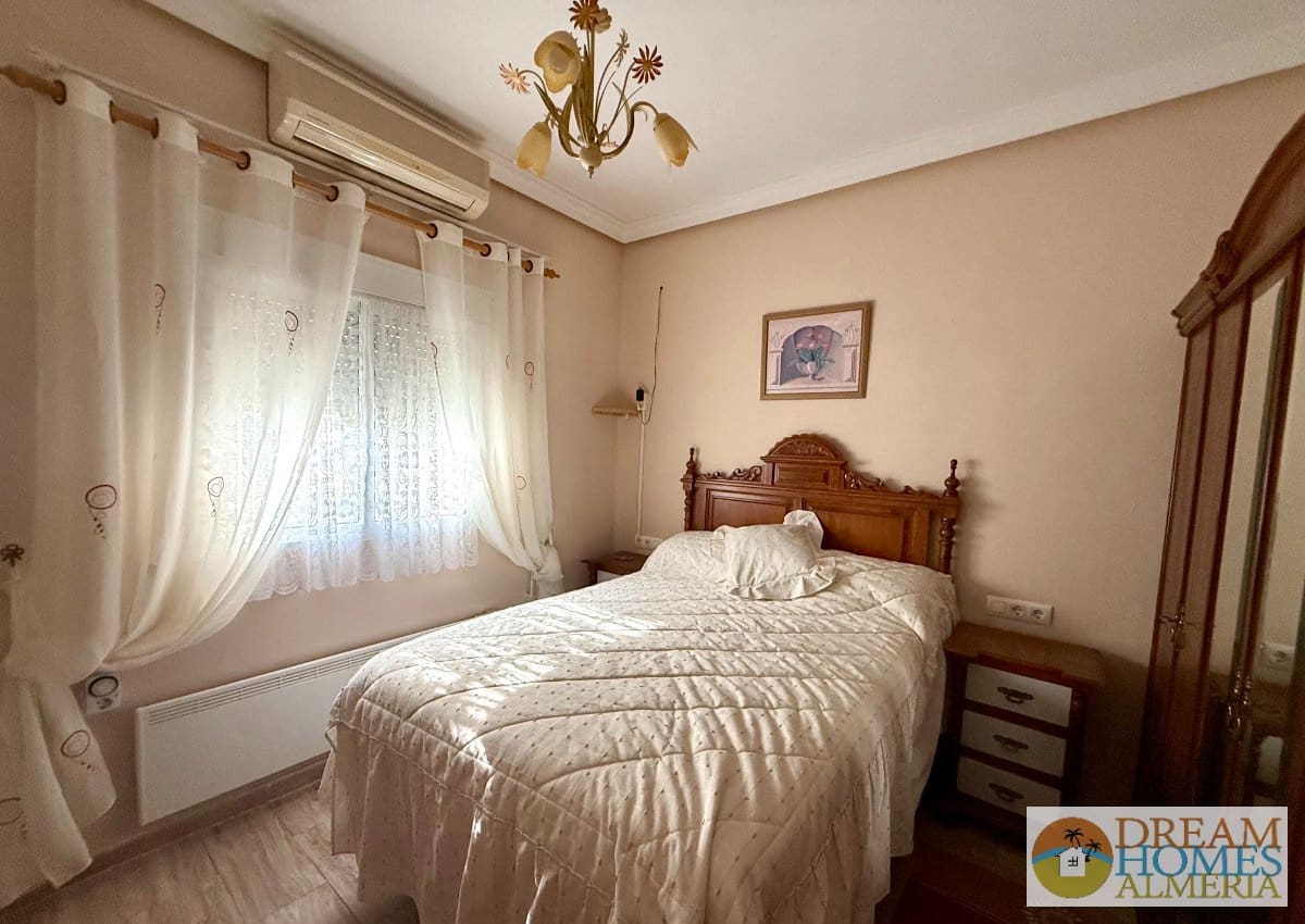 3 quarto Moradia para venda em Arboleas com piscina - 255 000 € (Ref: 10023316)