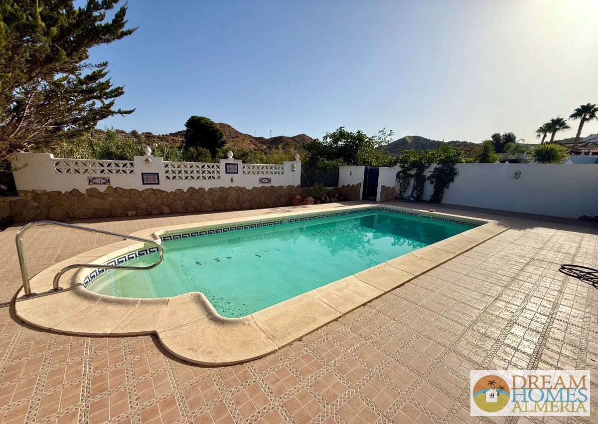 3 quarto Moradia para venda em Arboleas com piscina - 255 000 € (Ref: 10023316)