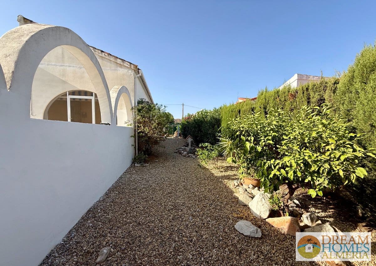 3 quarto Moradia para venda em Arboleas com piscina - 255 000 € (Ref: 10023316)