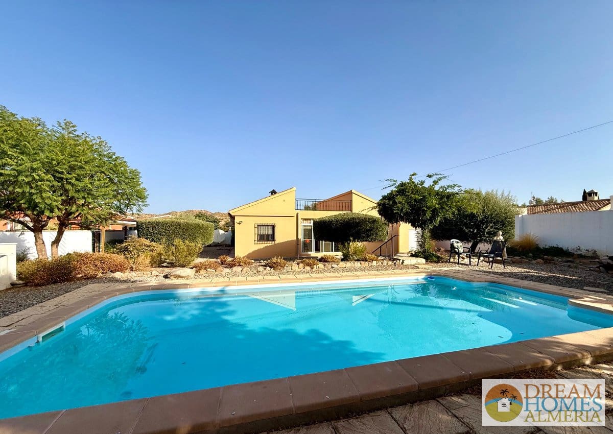 3 chambre Villa/Maison à vendre à Arboleas avec piscine - 275 000 € (Ref: 10024849)