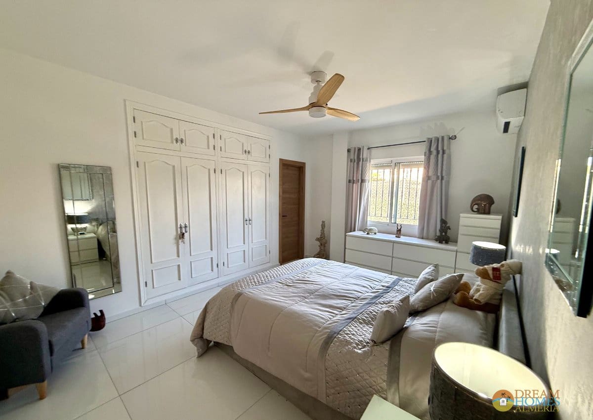 4 slaapkamer Villa te koop in Arboleas met zwembad - € 375.000 (Ref: 10033103)