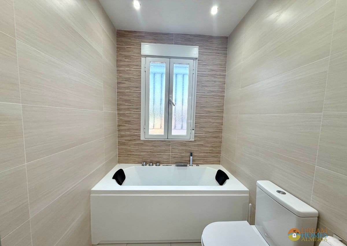 4 slaapkamer Villa te koop in Arboleas met zwembad - € 375.000 (Ref: 10033103)