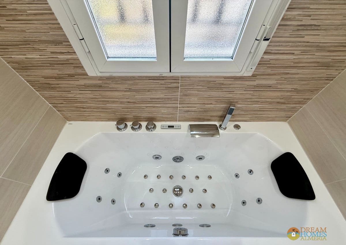 4 slaapkamer Villa te koop in Arboleas met zwembad - € 375.000 (Ref: 10033103)